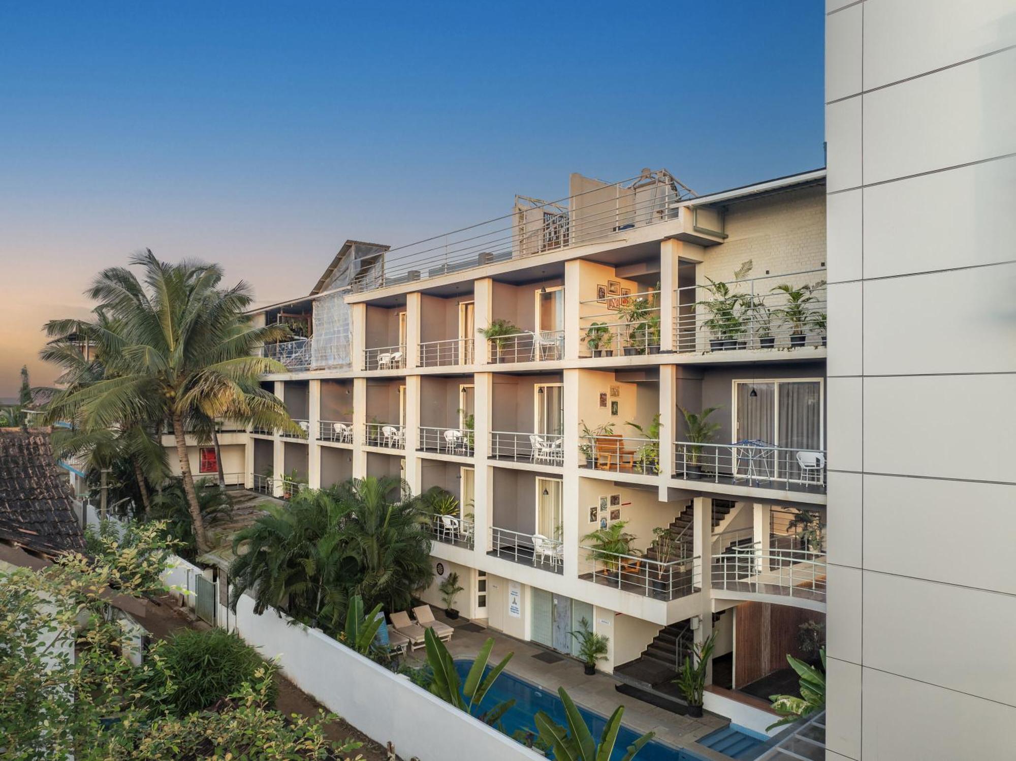 Echor Samara Morjim Goa Sea View Restro Hotel Ngoại thất bức ảnh