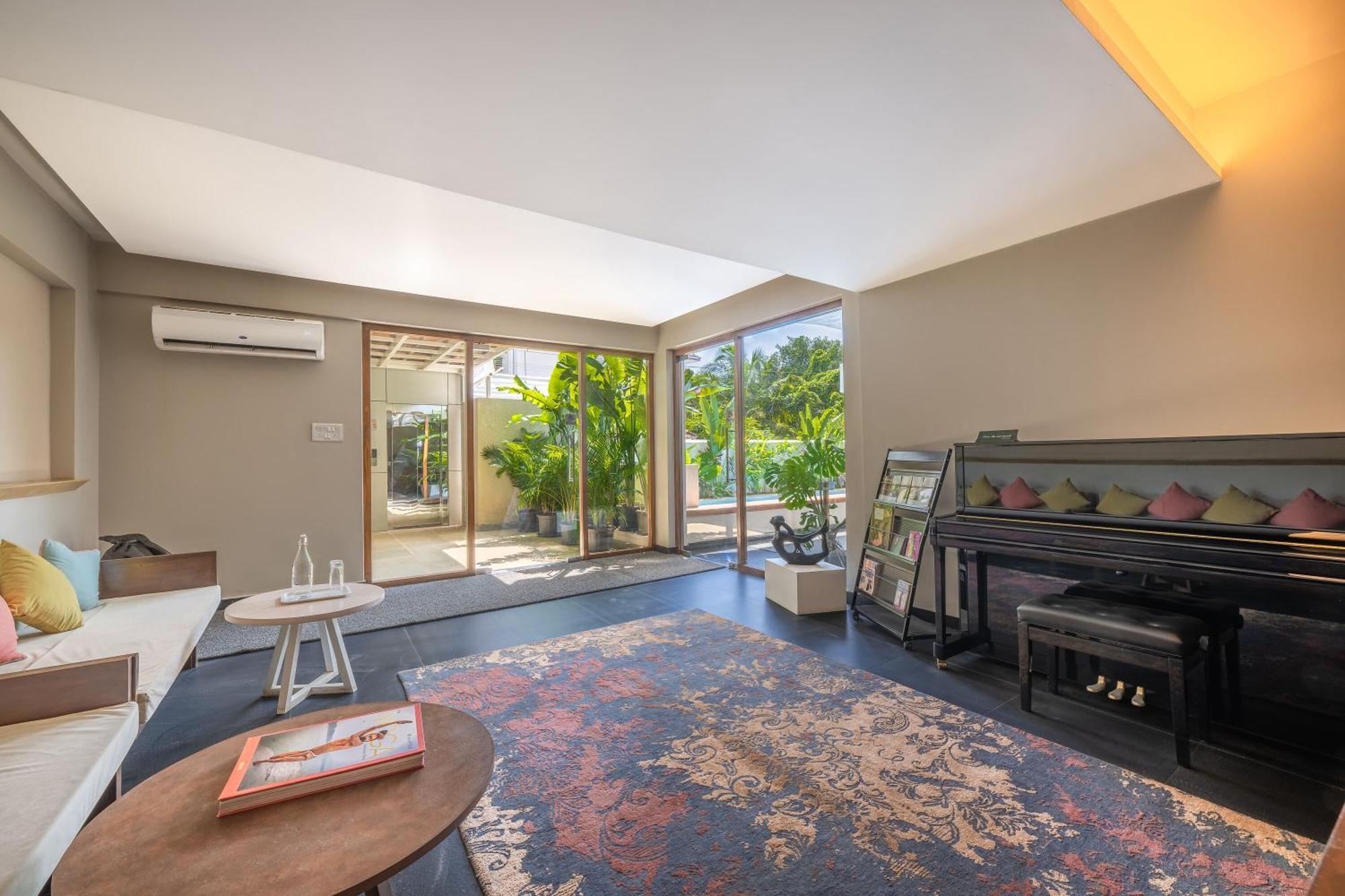 Echor Samara Morjim Goa Sea View Restro Hotel Ngoại thất bức ảnh